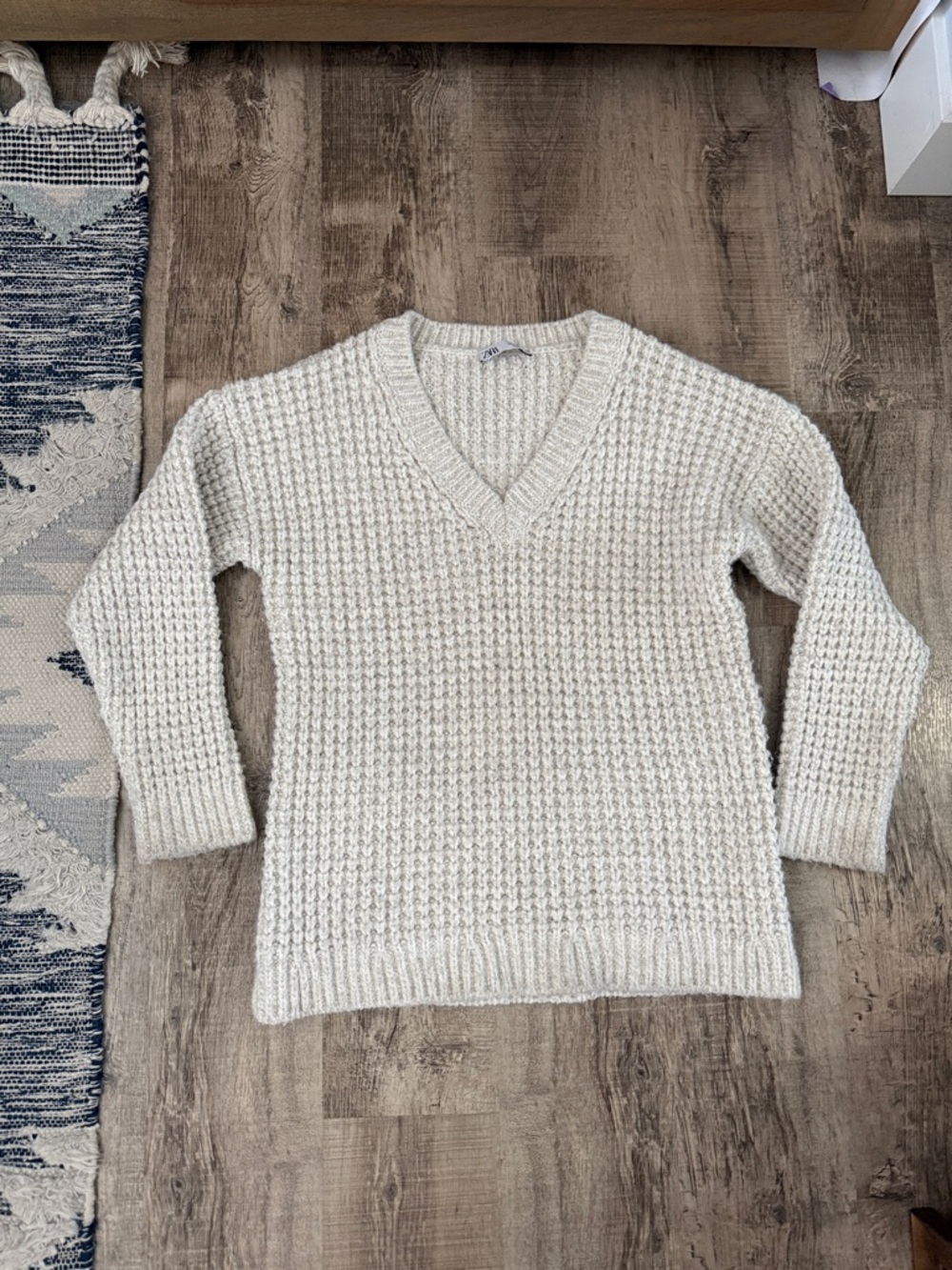 Zara Cozy V-Neck Chunky Knit Sweater - Cream